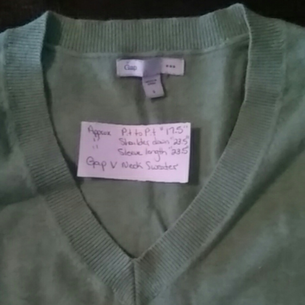 Gap V Neck Sweater
